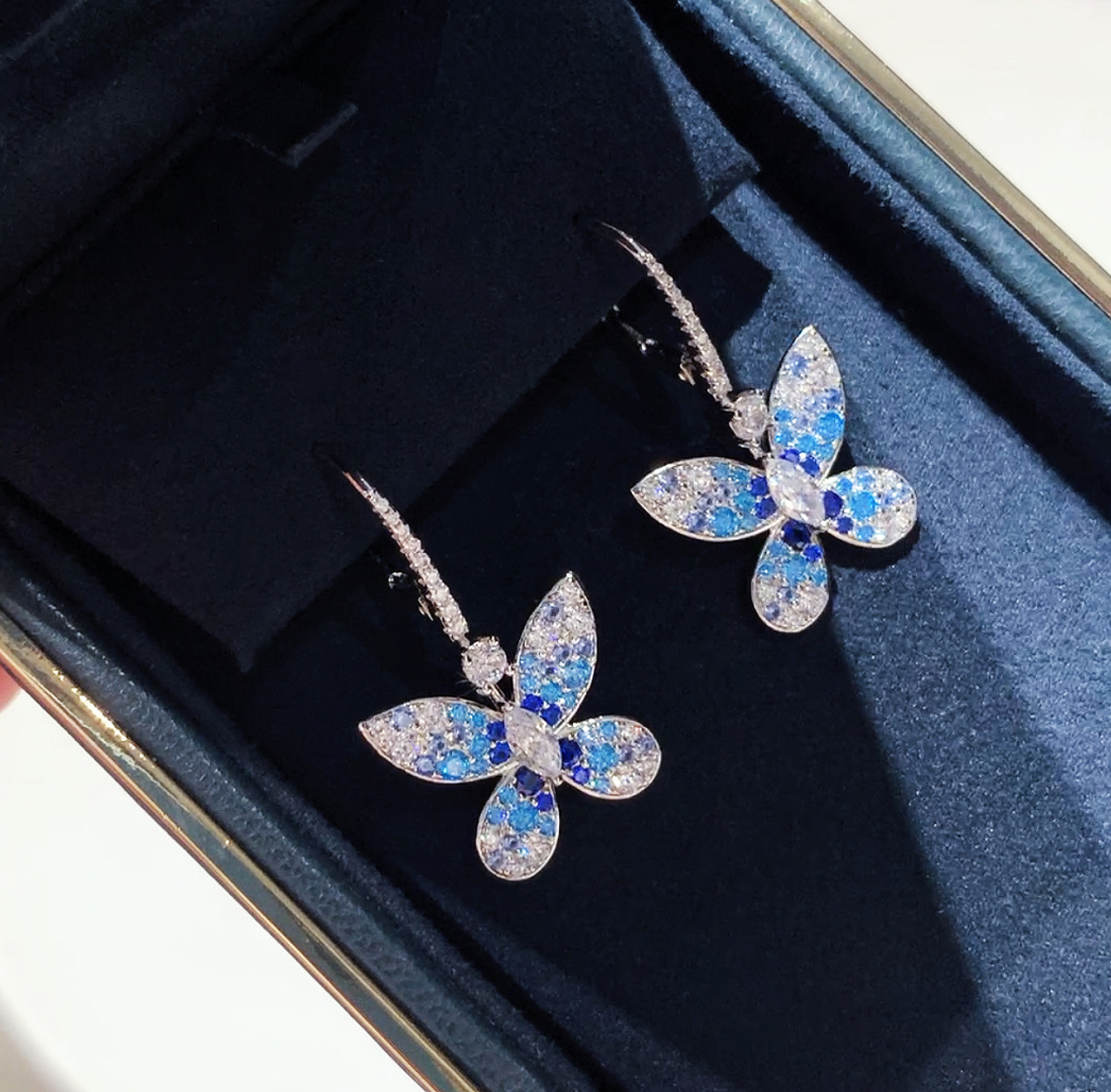 Diamond Stud Earrings - 新しい 925 シルバーハイダブルブルーカラーハイカーボンダイヤモンドバタフライイヤリングまたはリングまたはネックレス高級ジュエリーパーティーギフト