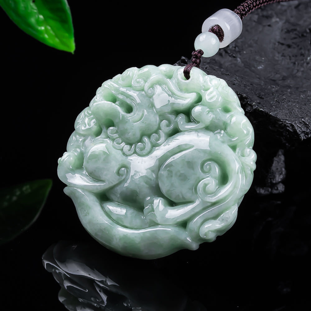 Necklace Pendant - 天然ミャンマー翡翠貔貅ペンダントネックレス彫刻お守りファッション本物の翡翠のお守りアクセサリーデザイナーギフト女性のための