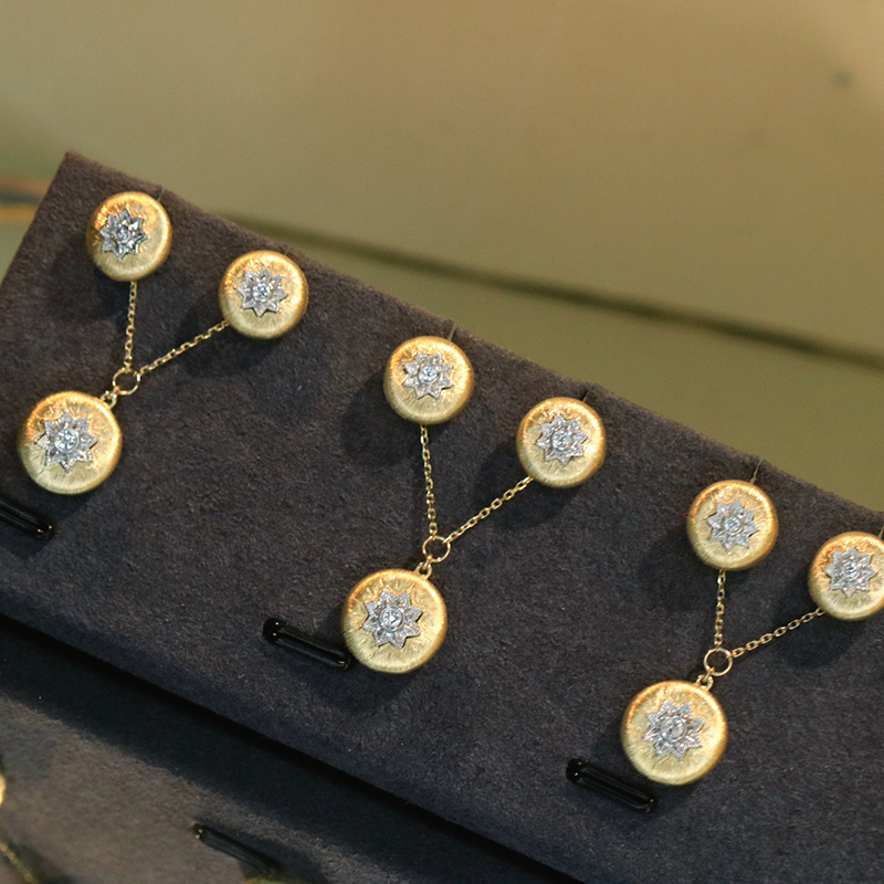 LUOWEND 100% 18K イエローゴールドイヤリング - Diamond Stud Earrings のレビューと価格