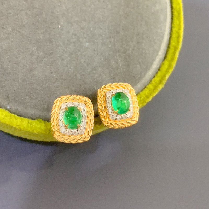 Aazuo 本物の 18K イエローゴールド 天然エメラルド - Diamond Stud Earrings のレビューと価格