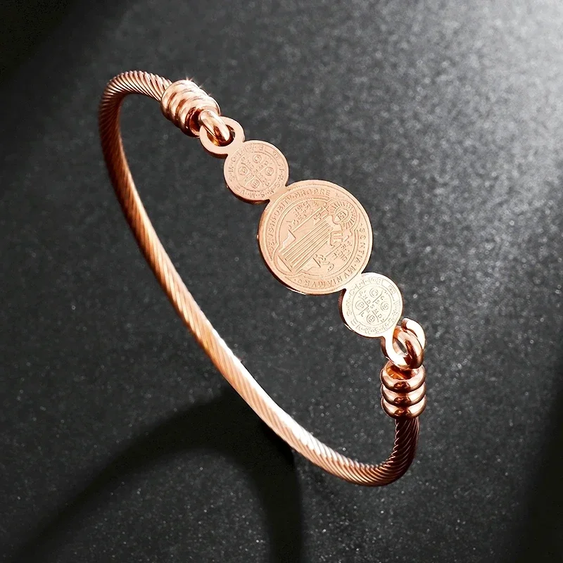 男性と女性のためのステンレス鋼の着物ブレスレット,カツヤの水 - Al Ain Jewelry & Watches Exhibition 2025 のレビューと価格