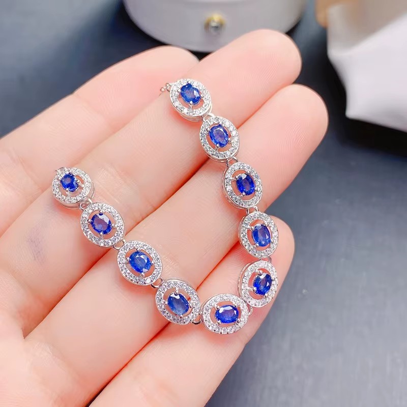 KJJEAXCMY ファインジュエリー 925 スターリング - Al Ain Jewelry & Watches Exhibition 2025 のレビューと価格