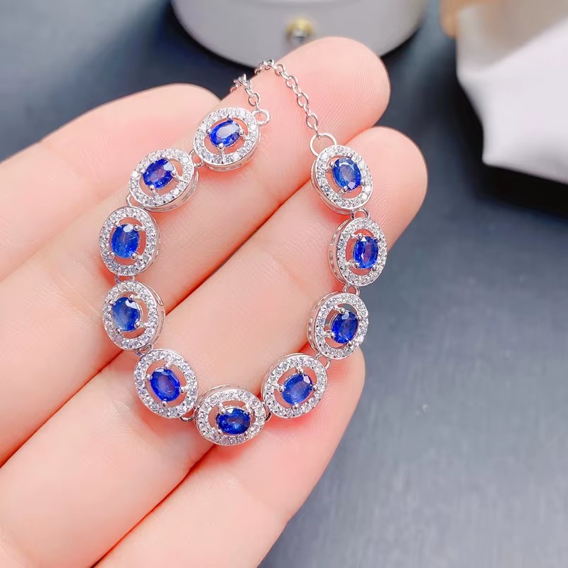KJJEAXCMY ファインジュエリー 925 スターリング - Al Ain Jewelry & Watches Exhibition 2025 のレビューと価格